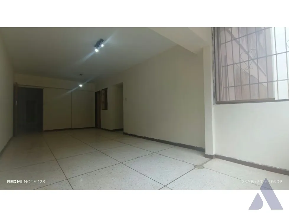 Vendo apartamento para remodelar 97m2 San Luis 8091 - 9