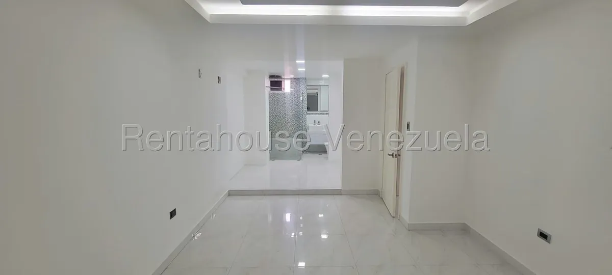 Apartamento (1 Nivel) en Venta en Los Chaguaramos, Distrito Metropolitano - 15