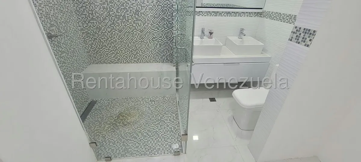 Apartamento (1 Nivel) en Venta en Los Chaguaramos, Distrito Metropolitano - 16