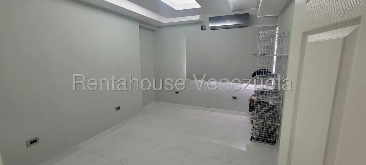 Apartamento (1 Nivel) en Venta en Los Chaguaramos, Distrito Metropolitano - 19