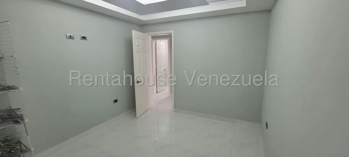 Apartamento (1 Nivel) en Venta en Los Chaguaramos, Distrito Metropolitano - 21