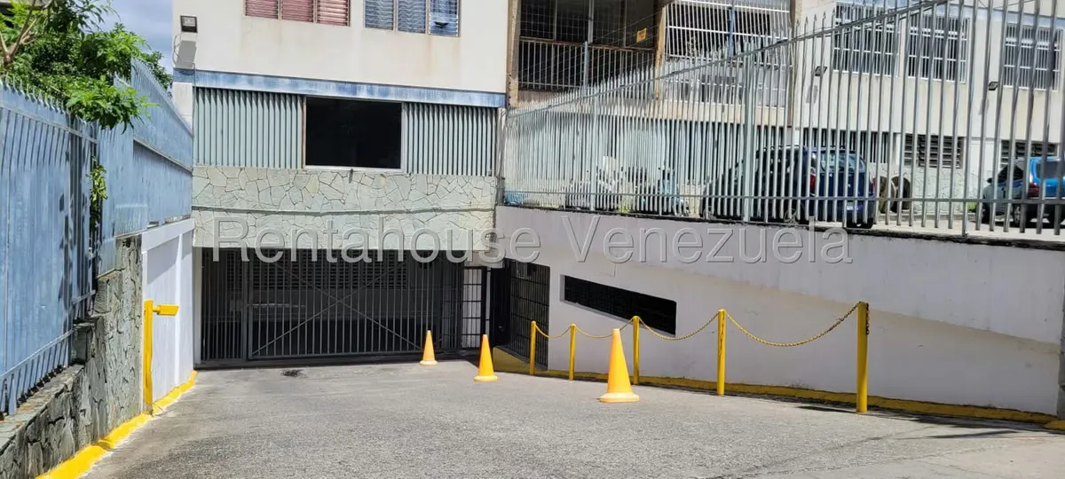 Apartamento (1 Nivel) en Venta en Los Chaguaramos, Distrito Metropolitano - 31