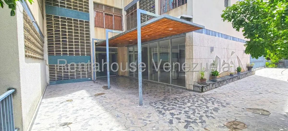 Apartamento (1 Nivel) en Venta en Los Chaguaramos, Distrito Metropolitano - 32