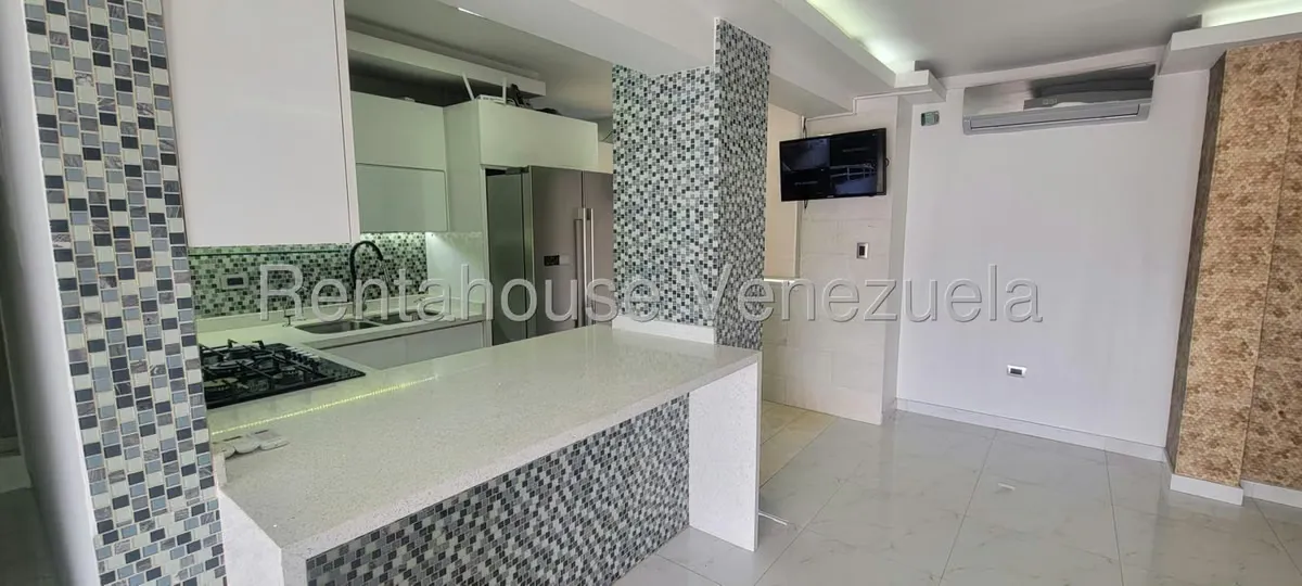 Apartamento (1 Nivel) en Venta en Los Chaguaramos, Distrito Metropolitano - 10