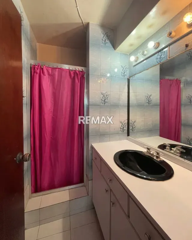 APARTAMENTO EN VENTA EN RESIDENCIA VISTA BELLA EN AV. SANTIAGO MARIÑO, MUNICIPIO MARIÑO, NUEVA ESPARTA, VENEZUELA - 18