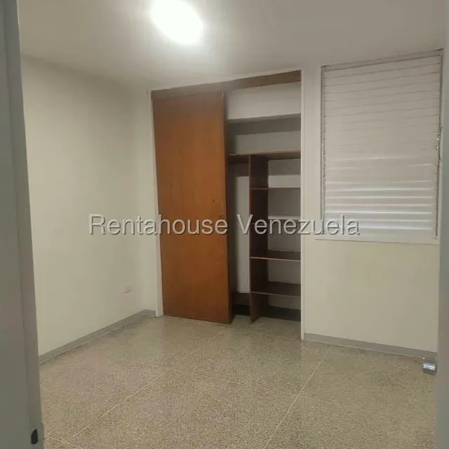 Apartamento (1 Nivel) en Alquiler en Parroquia La Candelaria, Distrito Metropolitano - 14