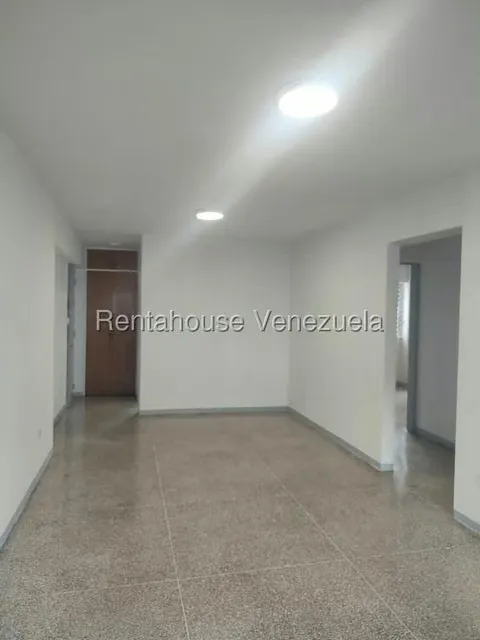 Apartamento (1 Nivel) en Alquiler en Parroquia La Candelaria, Distrito Metropolitano - 5