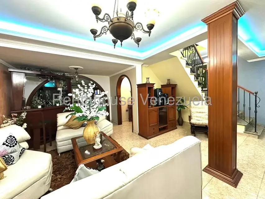 Casa (Duplex) en Venta en Las Cayenas, Aragua - 3