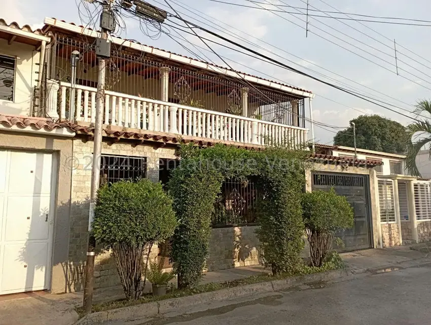 Casa (Duplex) en Venta en Las Cayenas, Aragua - 60