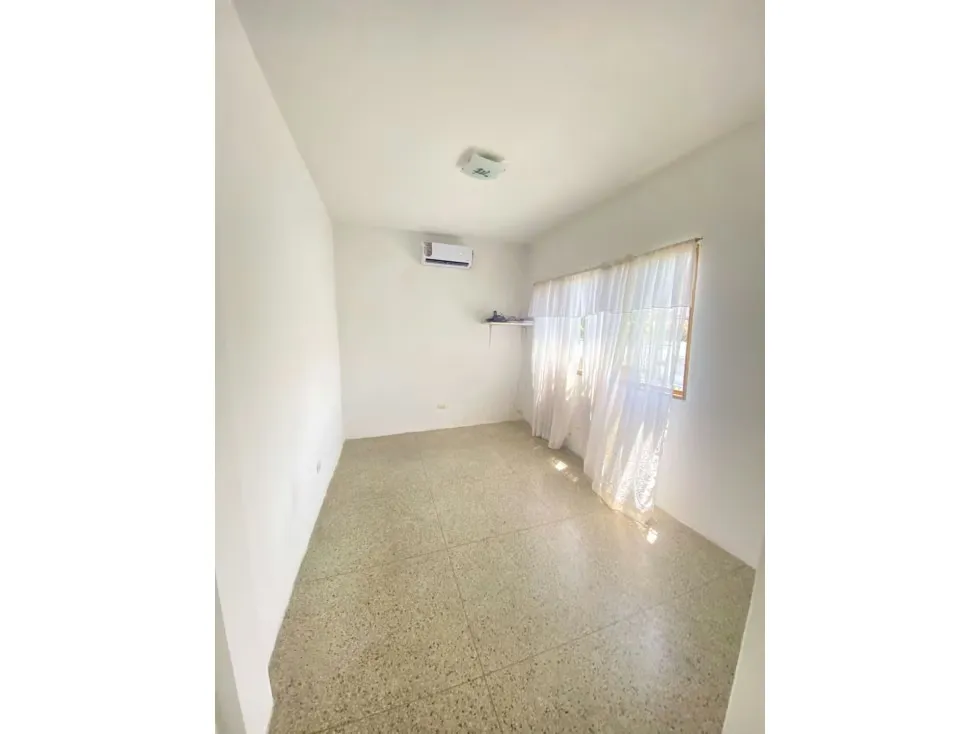CASA COMERCIAL EN ALQUILER 120 M2 -URB. LOS PALOS GRANDES - 7