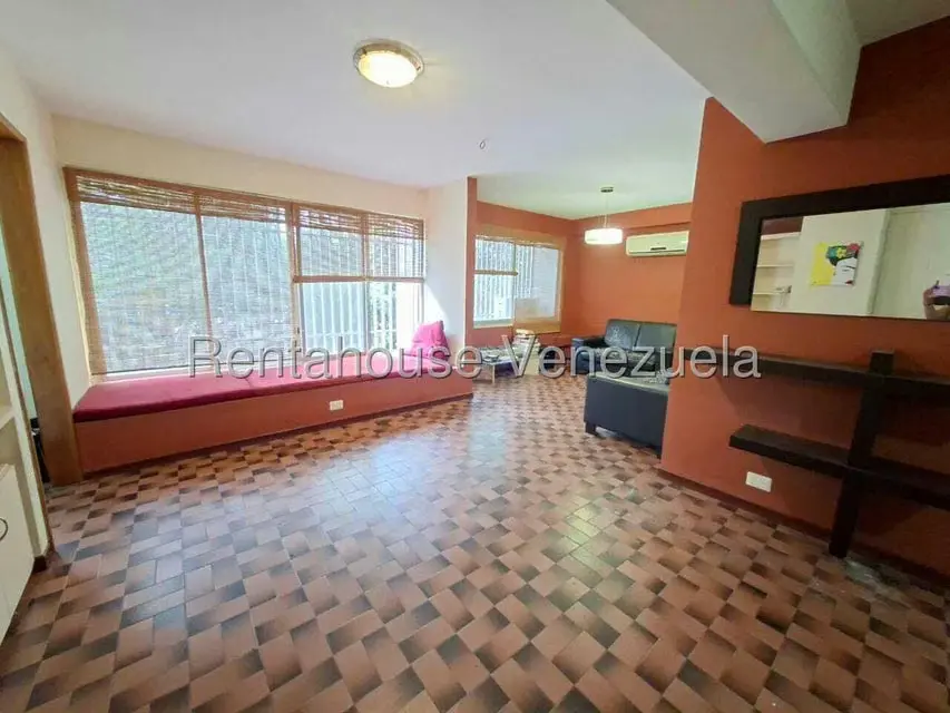 Apartamento (1 Nivel) en Venta en La Campiña, Distrito Metropolitano - 2