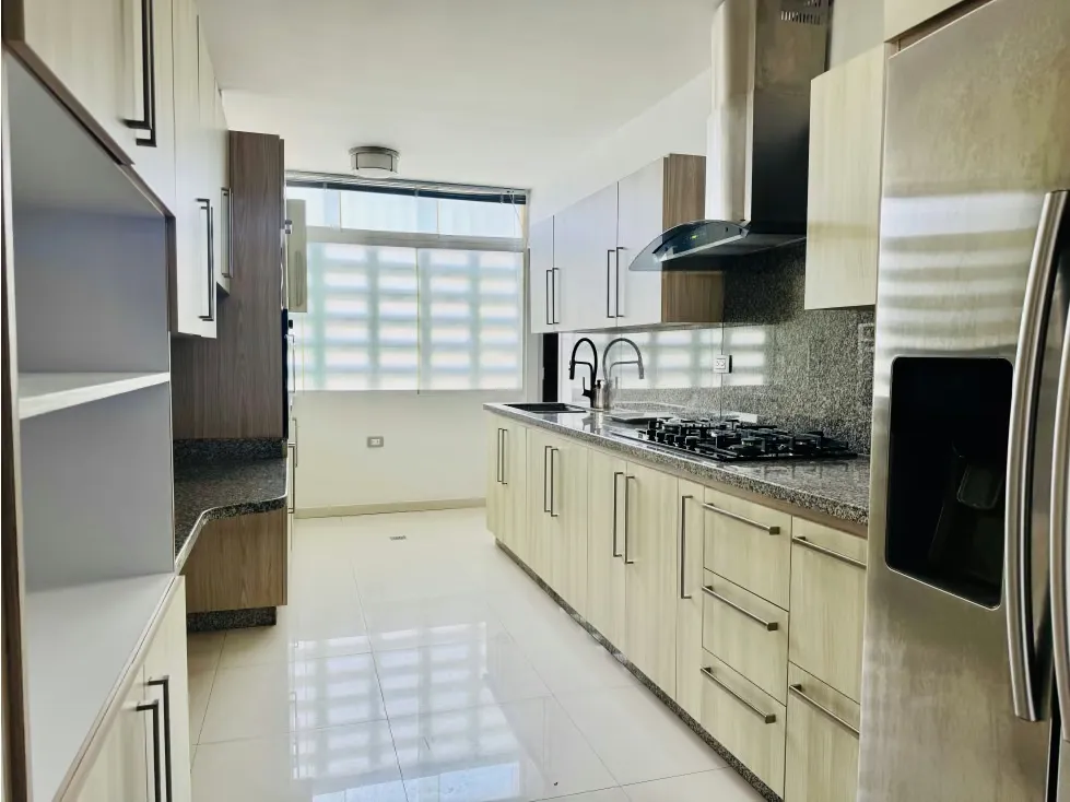 En Alquiler Bello apartamento Los Palos Grandes 133M2. (3h/3b/1pe) - 12