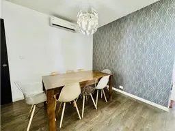 View 10