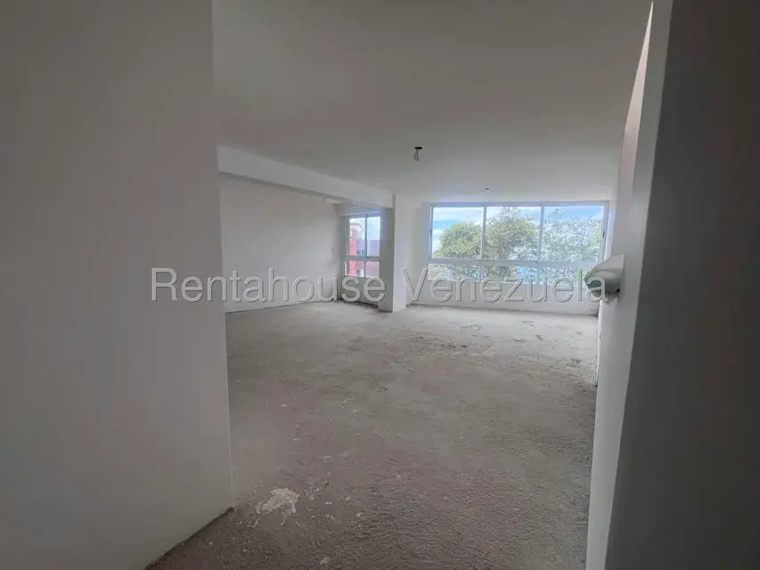 Apartamento (Duplex) en Venta en Llano Alto, Miranda - 5