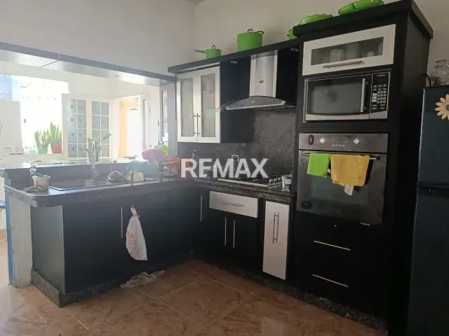 EN VENTA HERMOSA CASA EN URBANIZACION EL RECREO. CABUDARE - 3