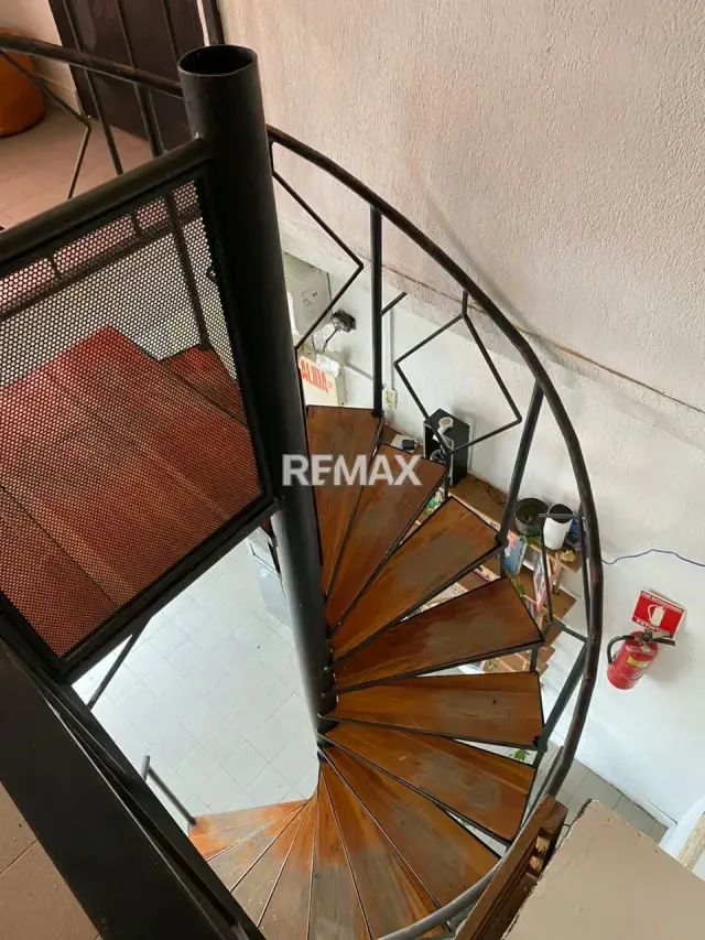 En Alquiler Oficina ubicado en Guanare, la carrera 4, esquina calle 21, Edificio Inversiones El Sol, Guanare, Portuguesa, Venezuela - 6