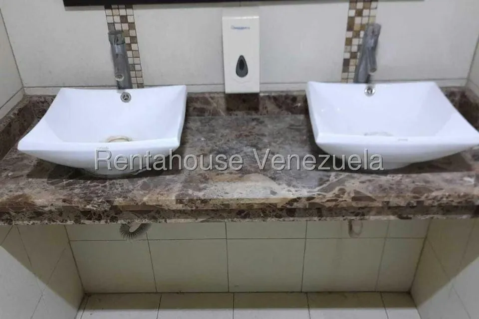 Local Comercial en Alquiler en Maturin, Monagas - 6