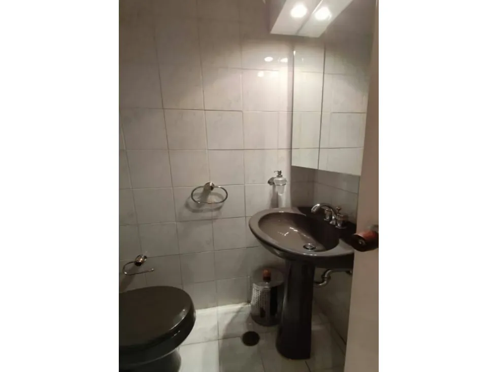 Vendo oficina 54.35m2 Torre Humboldt Prados del Este 0795 - 6