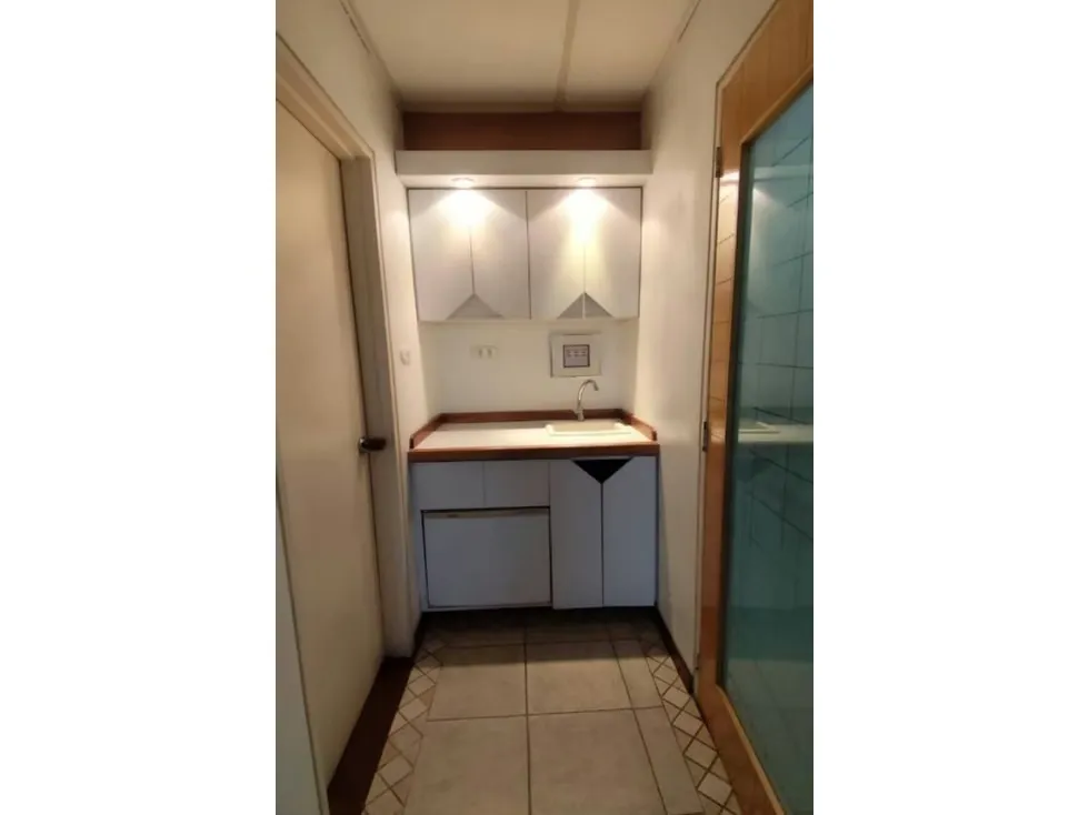 Vendo oficina 54.35m2 Torre Humboldt Prados del Este 0795 - 7