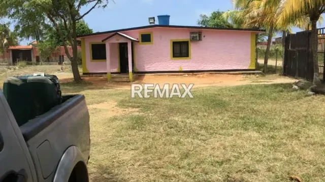 Excelente Oportunidad De Inversión: Terreno En Chichiriviche De 3.281,53 M2 - 12