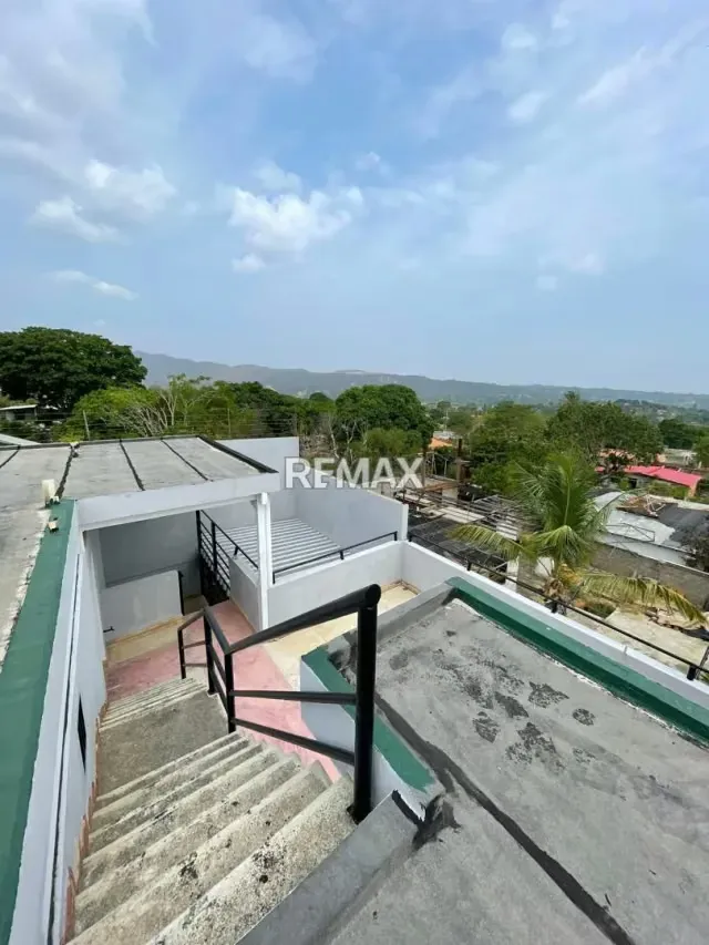 Edificio Comercial en Venta Avenida Principal Porcelana N° 10, Sector Las Cuibas II – Cabudare - 5