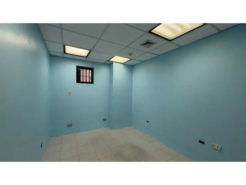 Casa Comercial en Alquiler en Los Palos Grandes 363m2 - 12