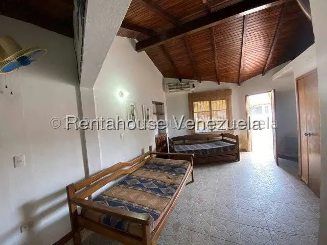Casa (Casas de Playa) en Venta en Flamingo, Falcon - 7