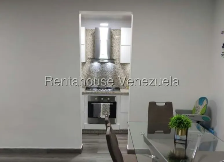 Apartamento (1 Nivel) en Venta en La Bonita, Distrito Metropolitano - 4