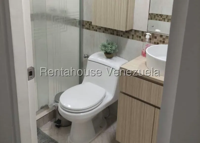 Apartamento (1 Nivel) en Venta en La Bonita, Distrito Metropolitano - 5