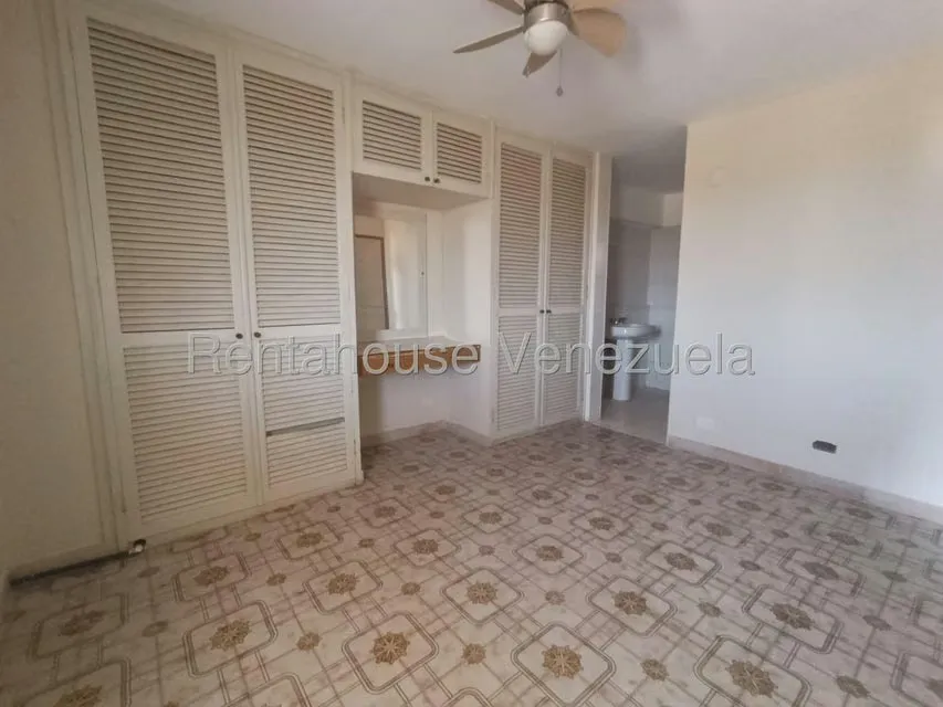 Apartamento (1 Nivel) en Venta en Avenida 4 de Mayo, Nueva Esparta - 6