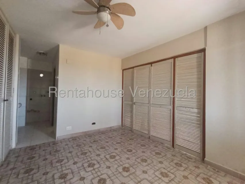 Apartamento (1 Nivel) en Venta en Avenida 4 de Mayo, Nueva Esparta - 8