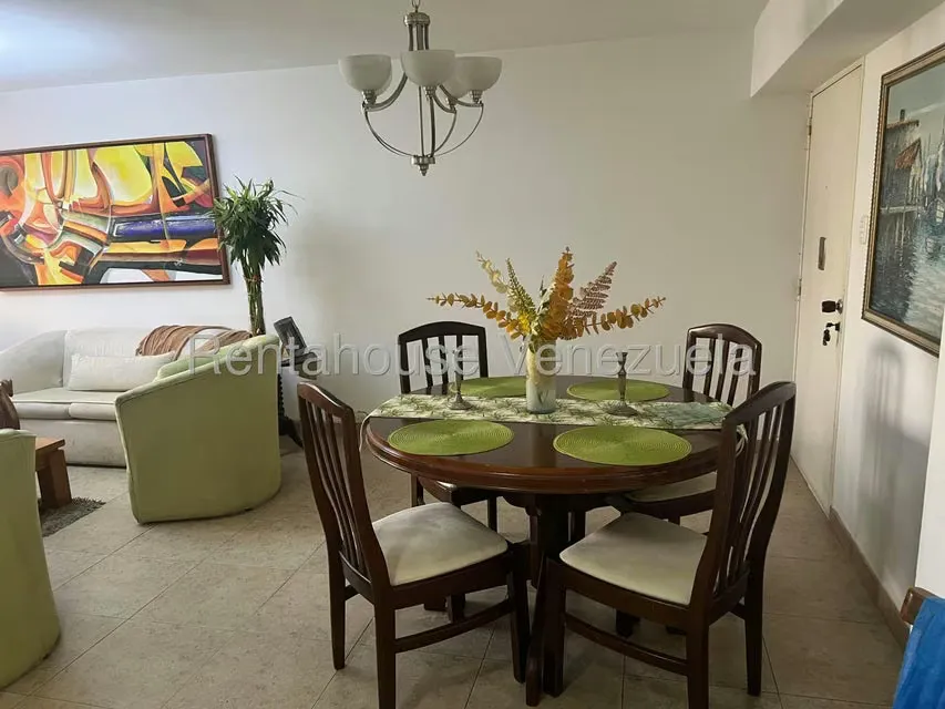 Apartamento (1 Nivel) en Venta en Los Naranjos del Cafetal, Distrito Metropolitano - 3