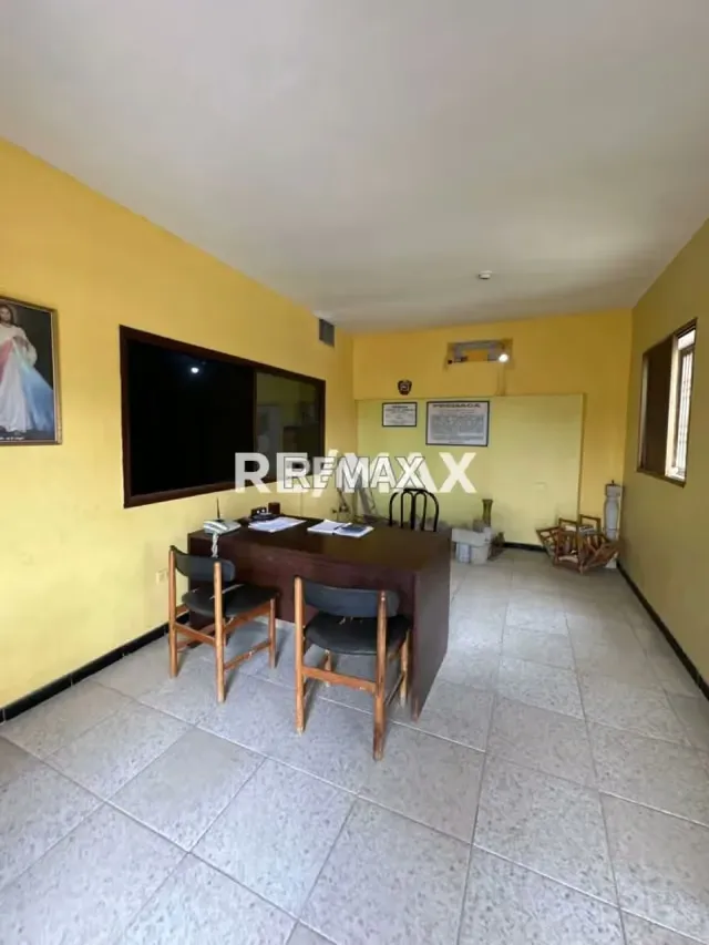 EN VENTA GALPON 5000 MTS2 SUR - 7