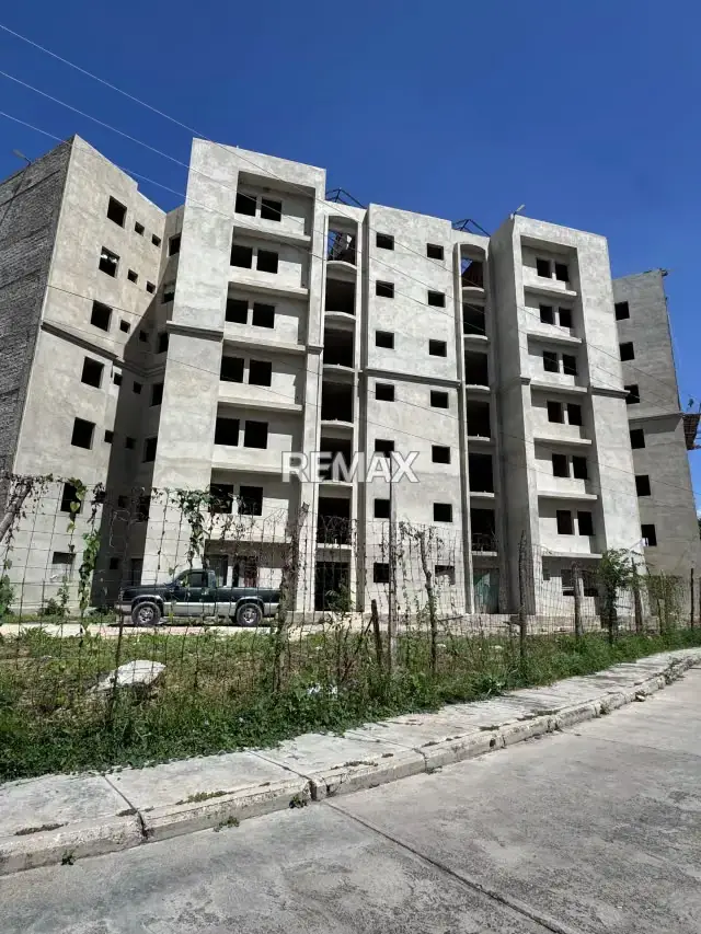 En Venta apartamento en Obra gris