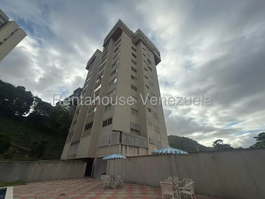 Apartamento (1 Nivel) en Alquiler en Los Naranjos del Cafetal, Distrito Metropolitano - 19