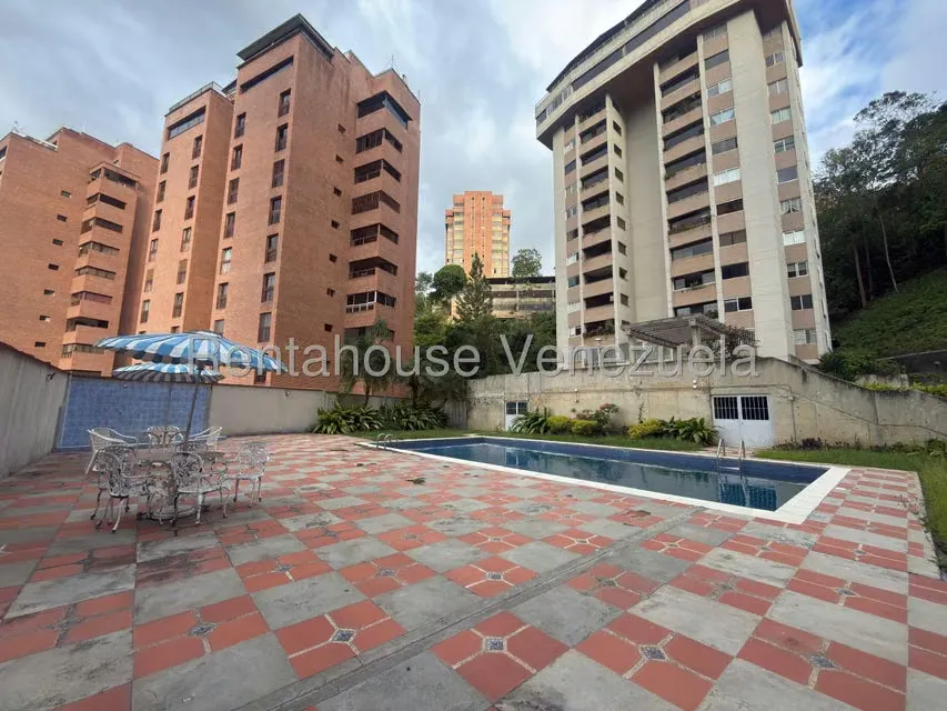 Apartamento (1 Nivel) en Alquiler en Los Naranjos del Cafetal, Distrito Metropolitano - 20