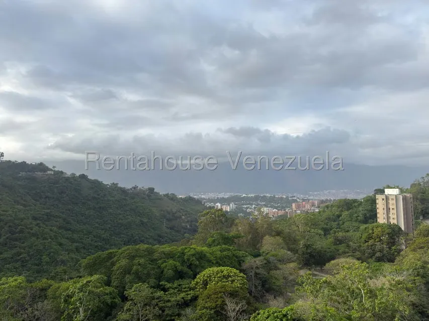 Apartamento (1 Nivel) en Alquiler en Los Naranjos del Cafetal, Distrito Metropolitano - 8
