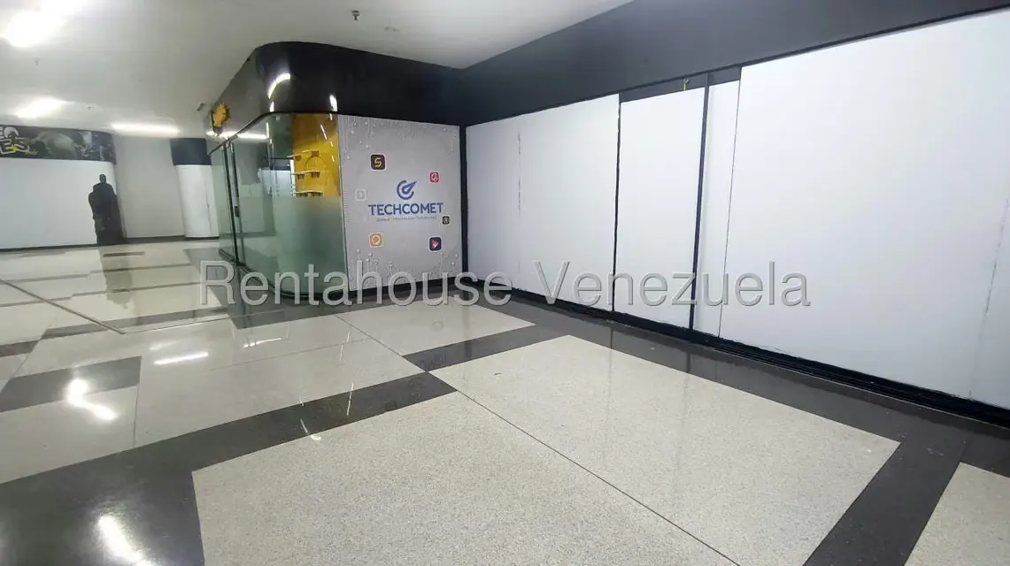 Local Comercial en Alquiler en El Rosal, Distrito Metropolitano - 16