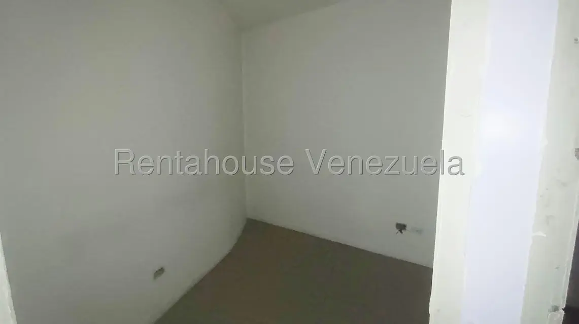 Local Comercial en Alquiler en El Rosal, Distrito Metropolitano - 17