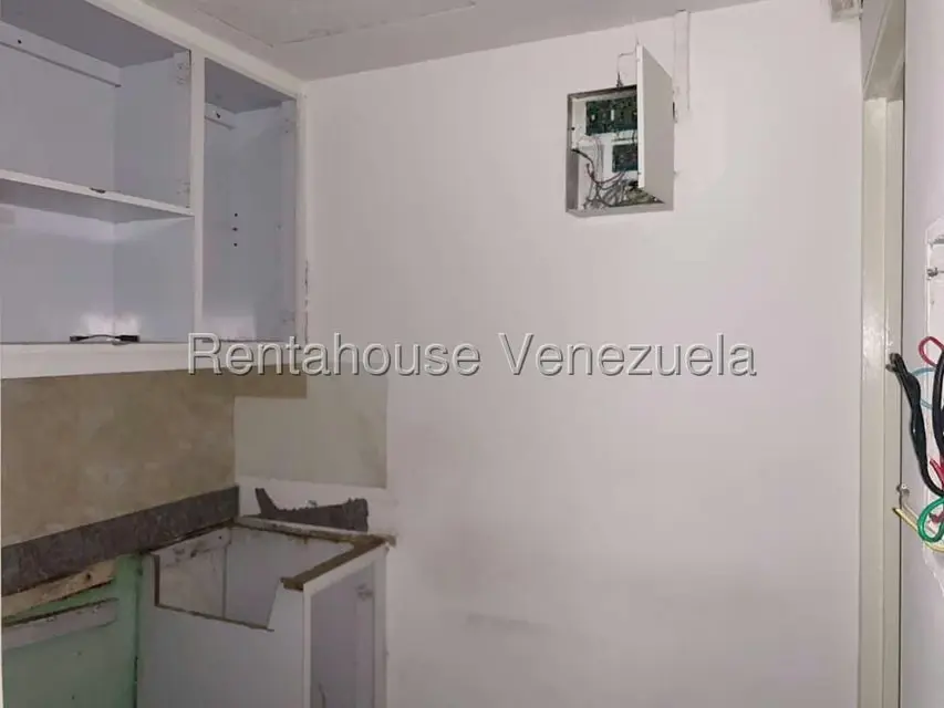 Local Comercial en Alquiler en El Rosal, Distrito Metropolitano - 9