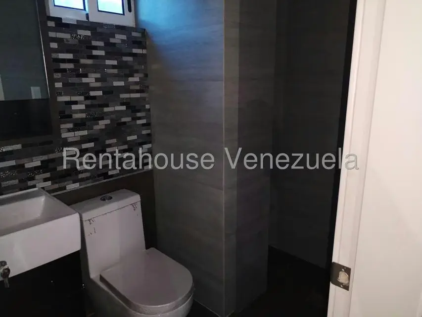 Casa (Multipes Niveles) en Venta en La Entrada, Carabobo - 12