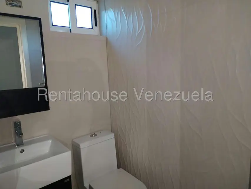 Casa (Multipes Niveles) en Venta en La Entrada, Carabobo - 17