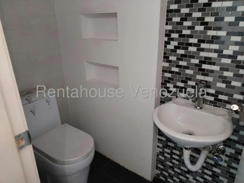 Casa (Multipes Niveles) en Venta en La Entrada, Carabobo - 65