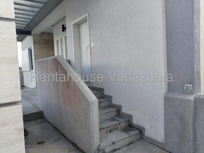 Casa (Multipes Niveles) en Venta en La Entrada, Carabobo - 91