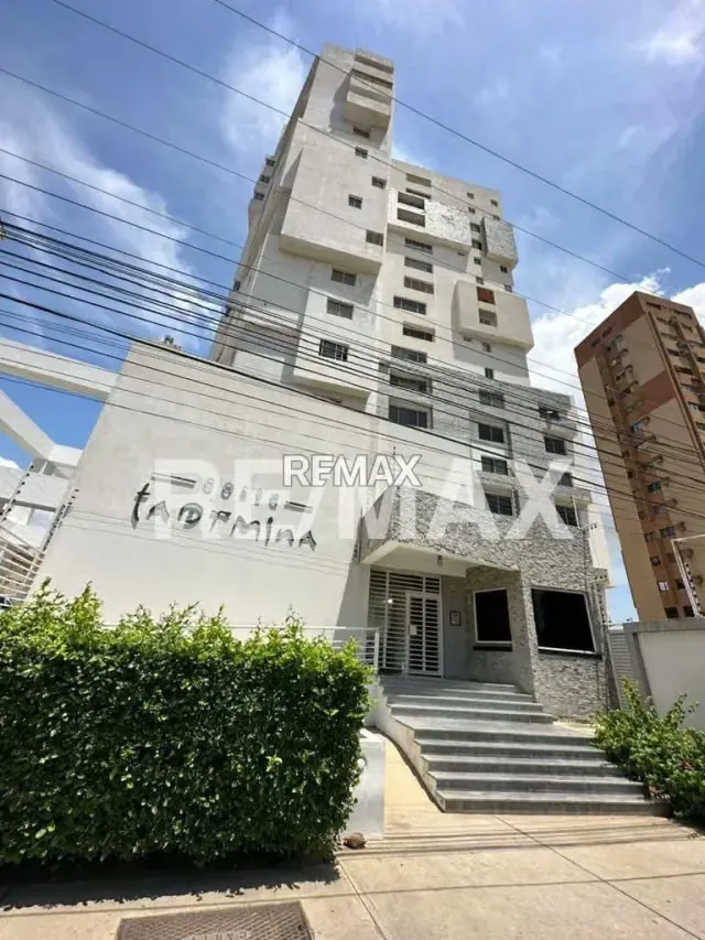 APARTAMENTO EN ALQUILER COSTA TAORMINA - 2