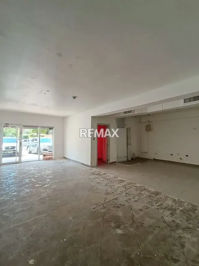 Local comercial en venta - 4