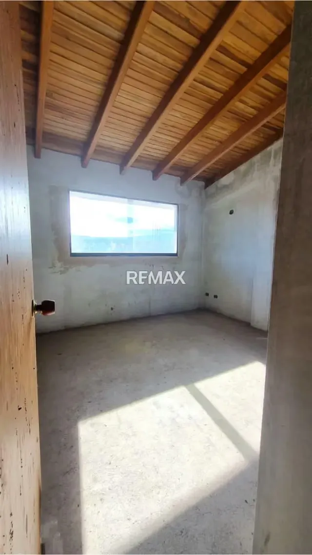 CASA EN OBRA GRIS - URBANIZACIÓN CATÓLICA SUITE - 9