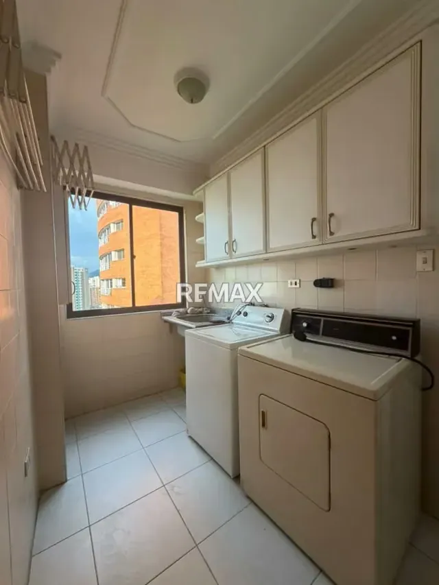 Penthouse en alquiler en la Urb Los Mangos. Edif. Botánica - 11
