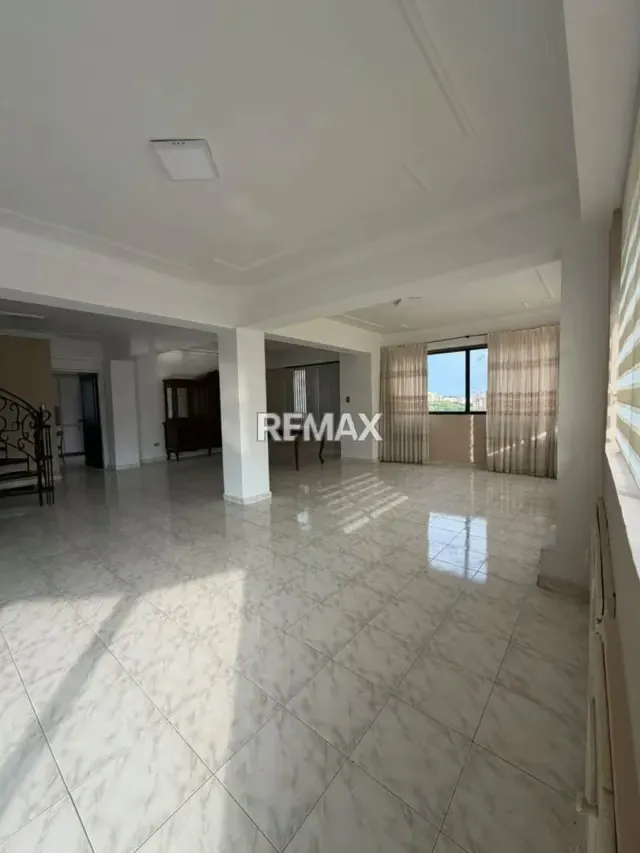Penthouse en alquiler en la Urb Los Mangos. Edif. Botánica - 5
