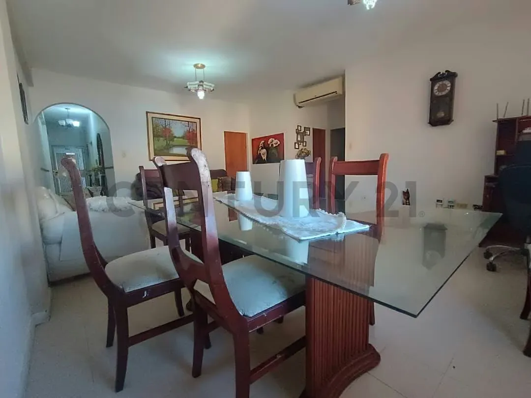 Apto. en venta, C.C. Victoria Center con ampliaciones - 3